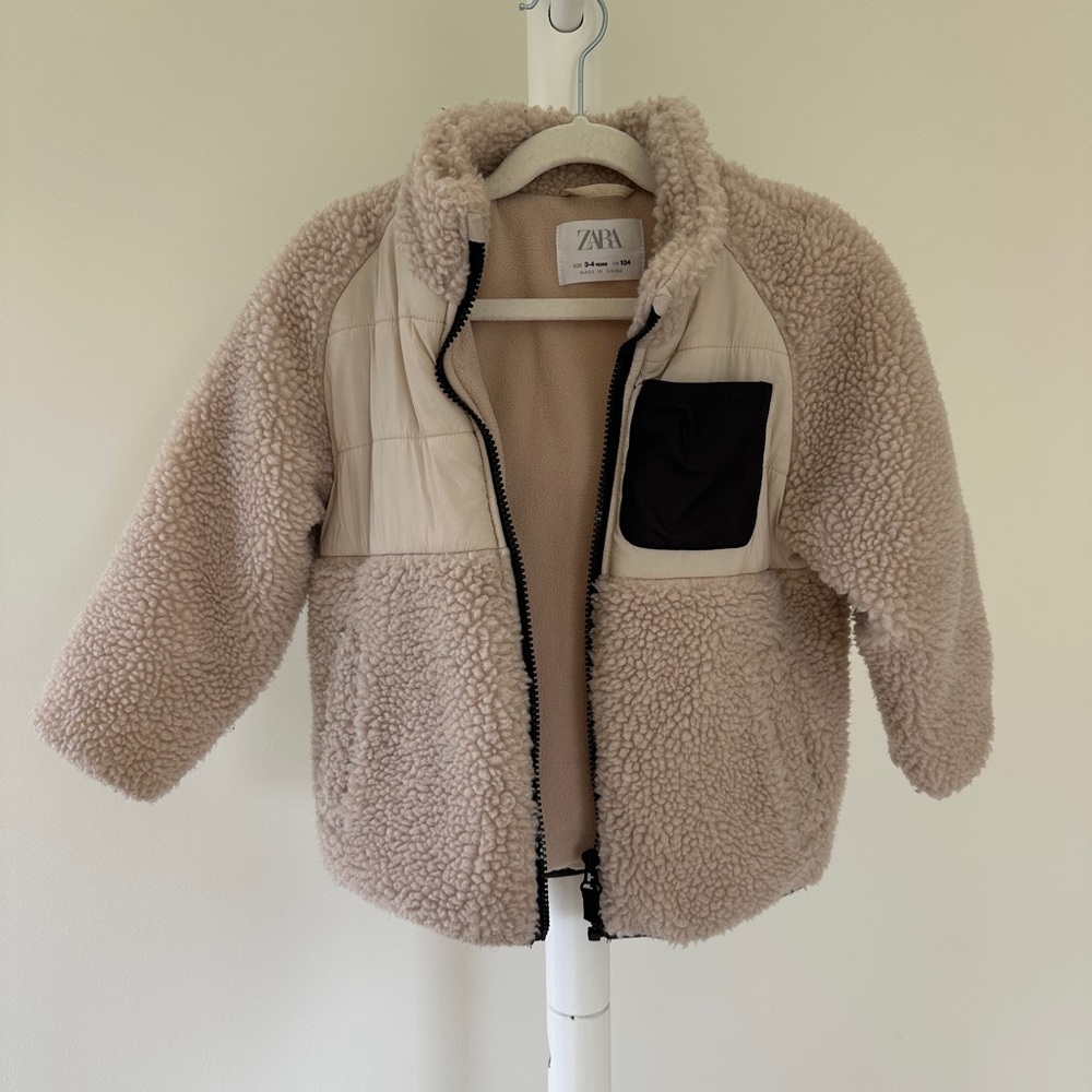 Zara Cream and Black Puffer Jacket with Stand-Up Collar